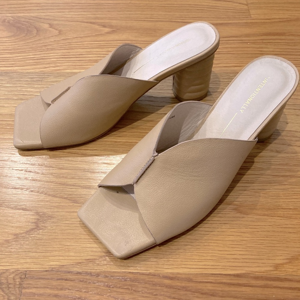 "INTENTIONALLY __________."

Kimika Heel